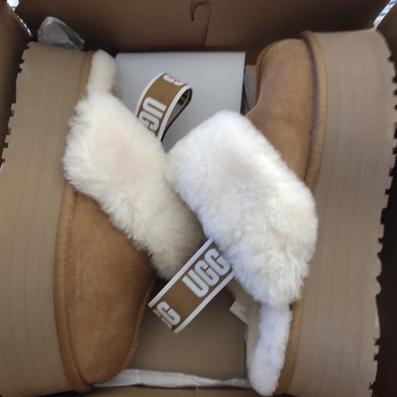 UGG Shoes - UGG Shoes Size 10